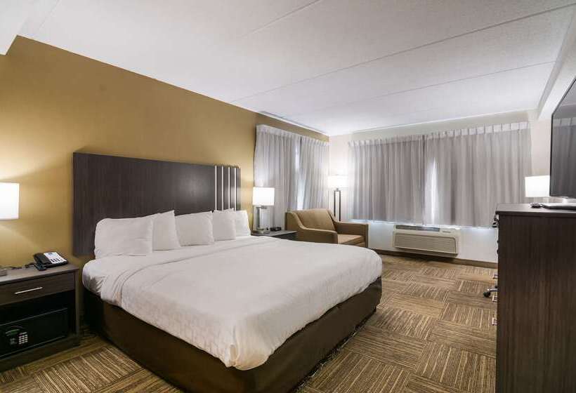 호텔 Clarion Pointe Jamestown Falconer