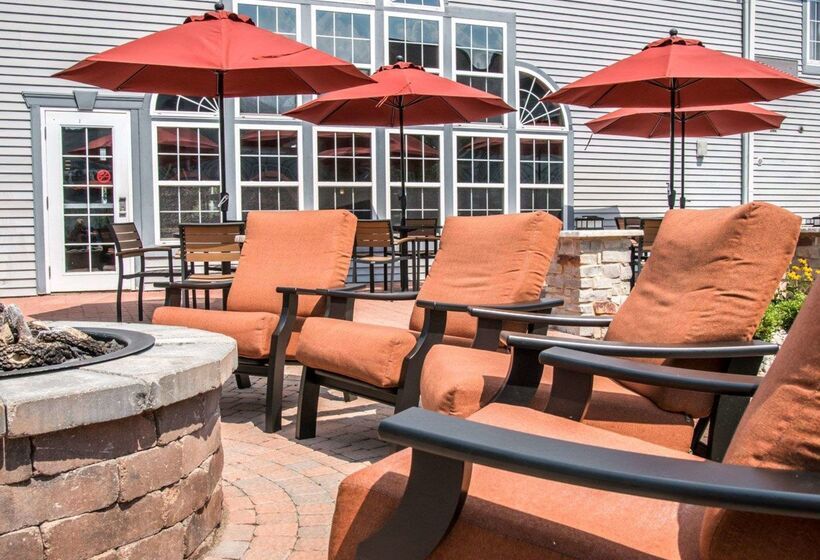 호텔 Comfort Inn & Suites And Conference Center