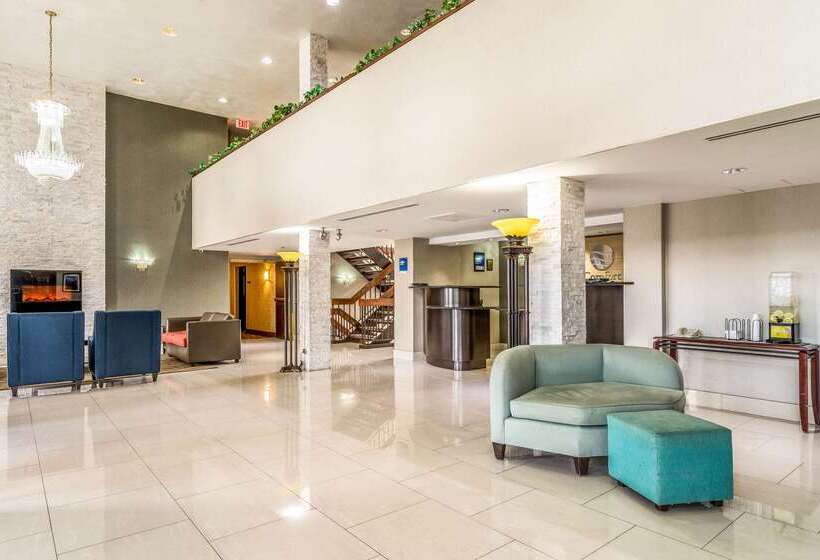 هتل Comfort Inn Convention Centerchicago O Hare Airport