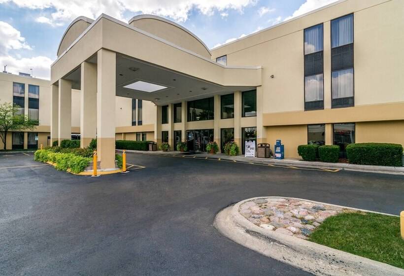هتل Comfort Inn Convention Centerchicago O Hare Airport
