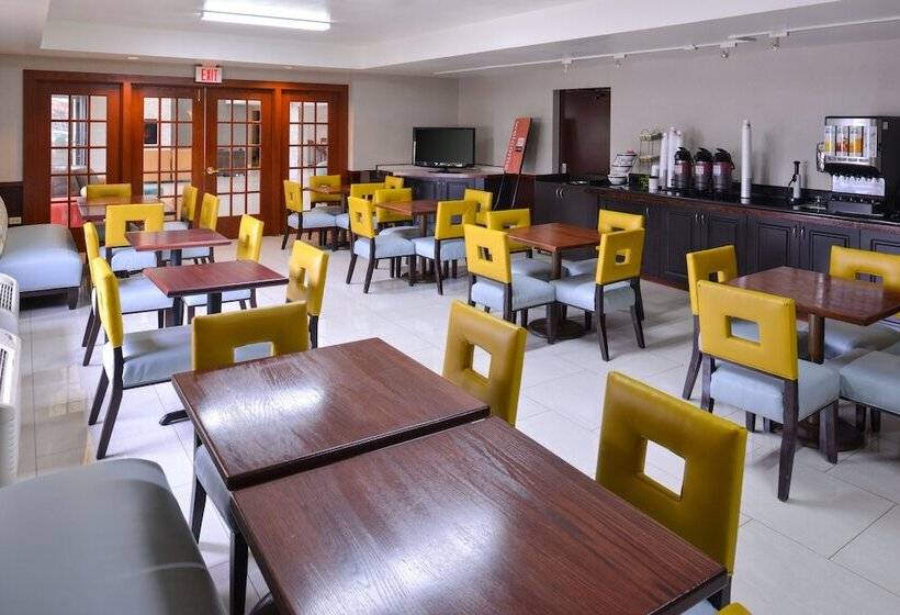 هتل Comfort Inn Convention Centerchicago O Hare Airport