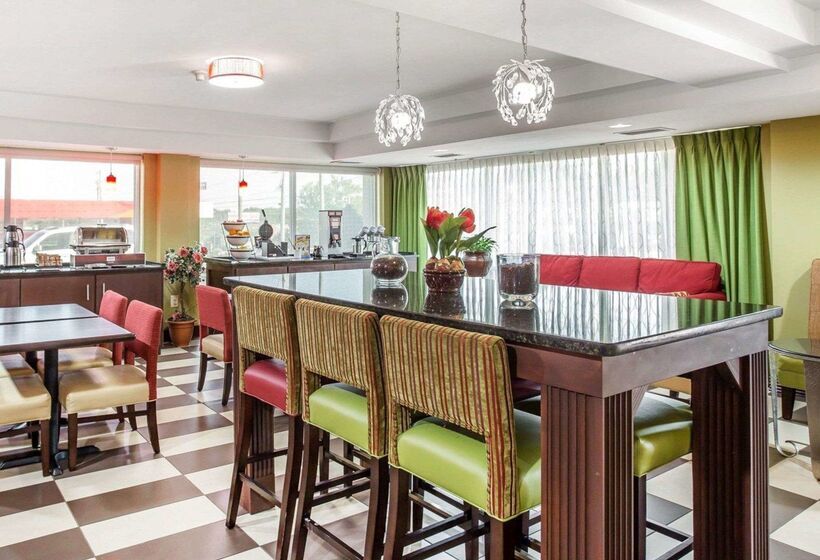 فندق Comfort Inn