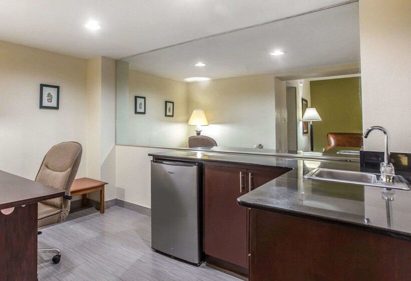 فندق Comfort Inn