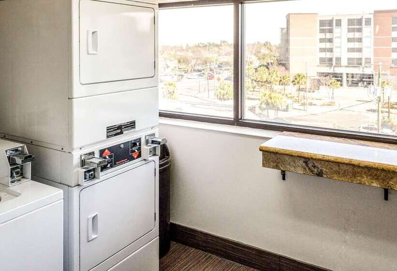 ホテル Comfort Inn Downtown Charleston