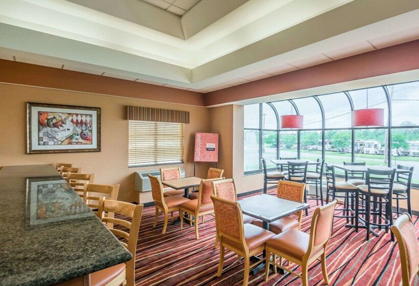 ホテル Comfort Inn   Nys Fairgrounds