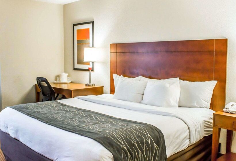 فندق Comfort Inn Fayetteville West Near Fort Liberty