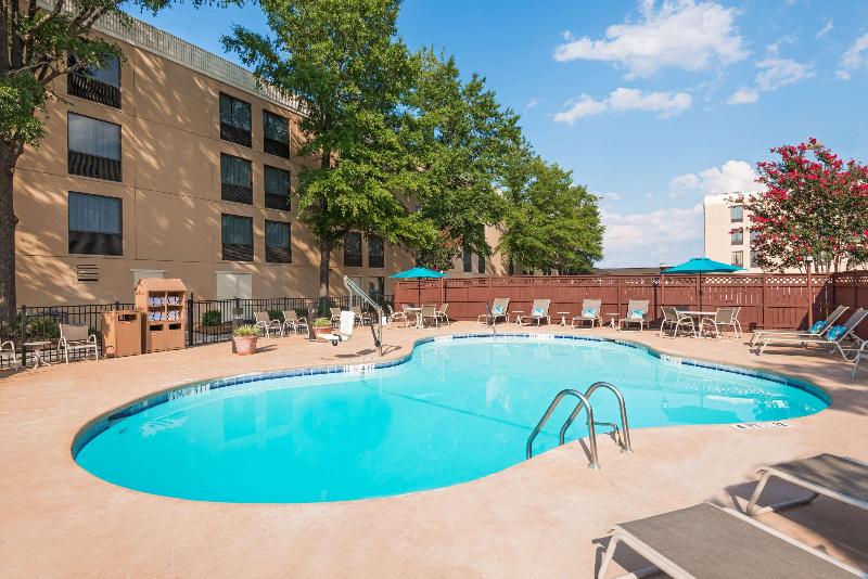 فندق Comfort Inn Fayetteville West Near Fort Liberty
