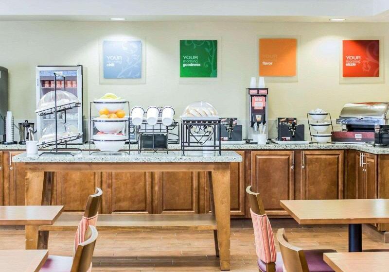 فندق Comfort Inn Fayetteville West Near Fort Liberty