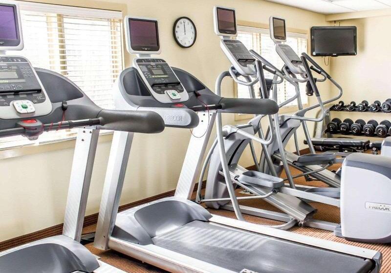 酒店 Comfort Inn Fayetteville West Near Fort Liberty