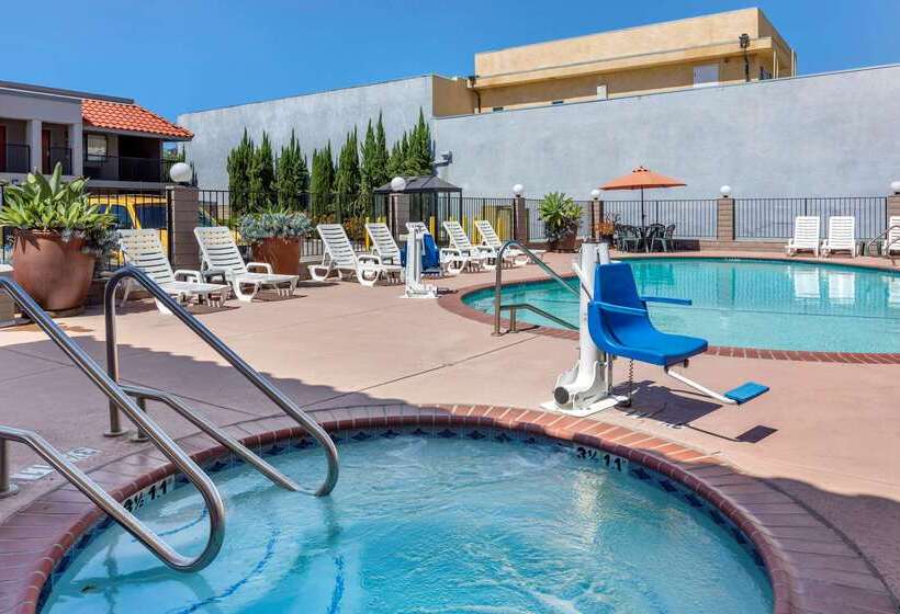 فندق The Hills Inn Eagle Rock   Near Old Town Pasadena