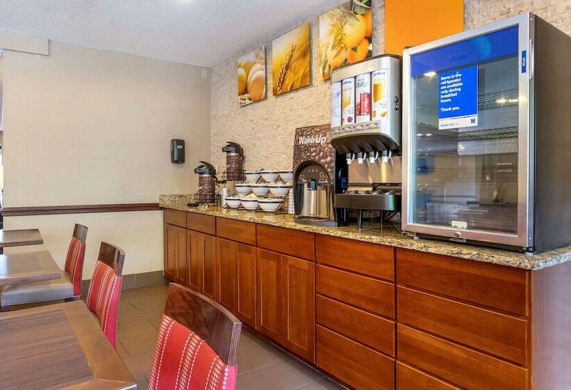 فندق Comfort Inn