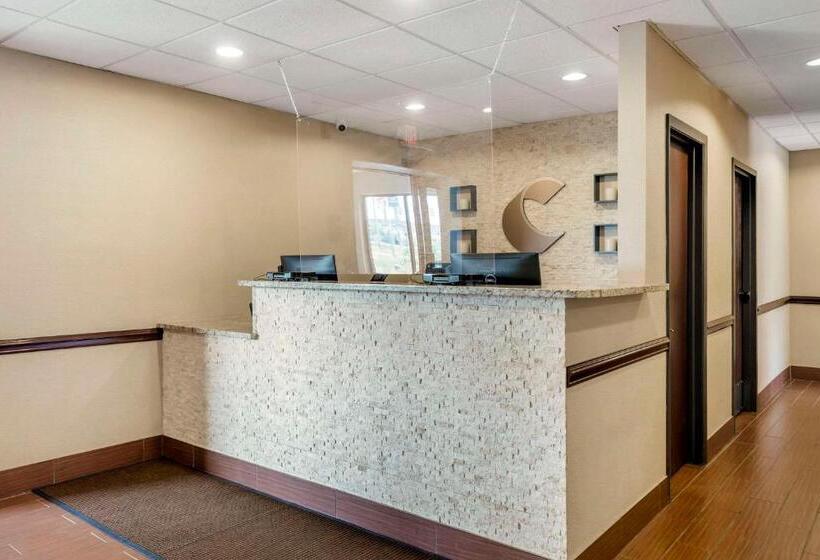 בית מלון כפרי Comfort Inn