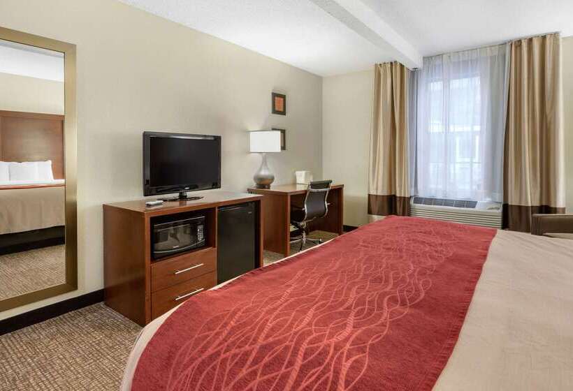 فندق Comfort Inn Splash Harbor