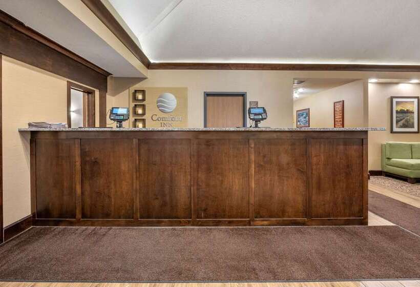 فندق Comfort Inn Splash Harbor