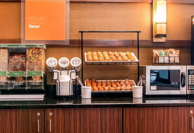 酒店 Comfort Inn & Suites And Conference Center