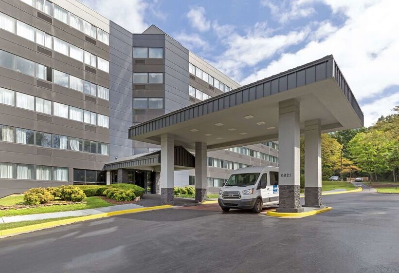 Clarion Hotel & Suites Bwi Airport North