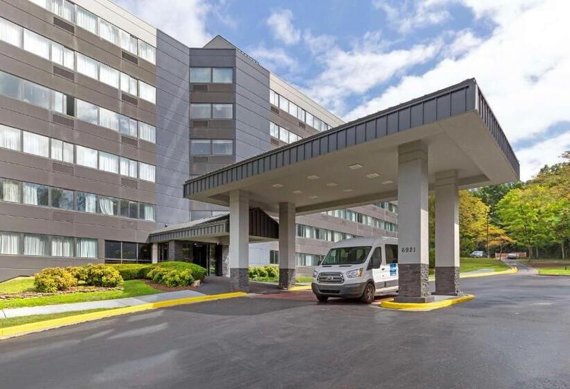 Clarion Hotel & Suites Bwi Airport North