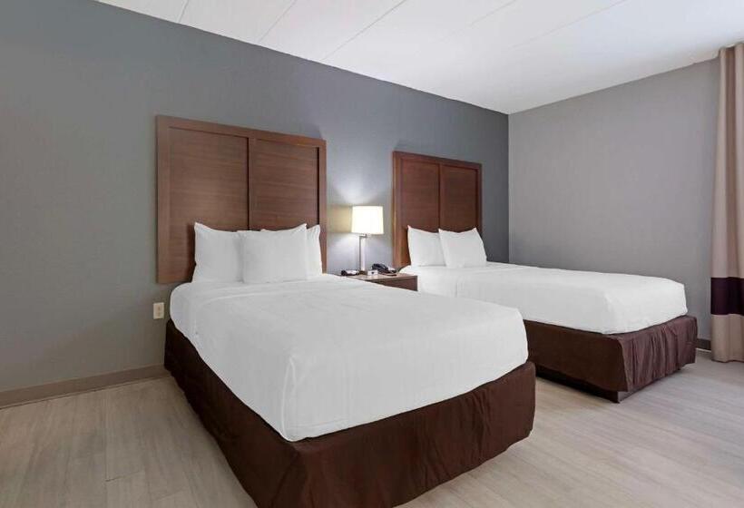 Clarion Hotel & Suites Bwi Airport North