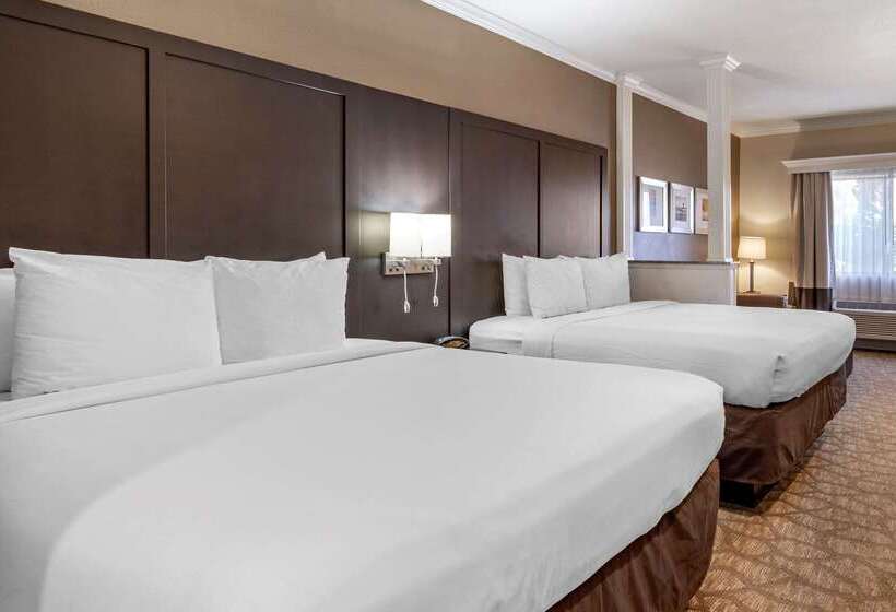 호텔 Comfort Inn & Suites Huntington Beach