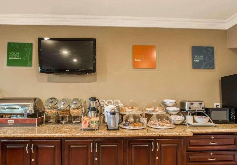 호텔 Comfort Inn & Suites Huntington Beach