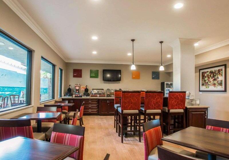 호텔 Comfort Inn & Suites Huntington Beach