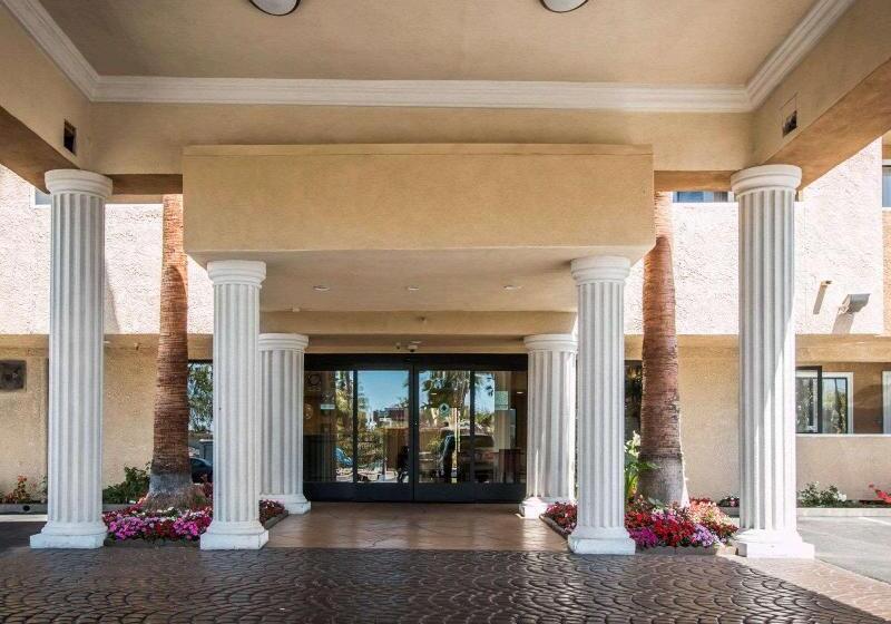 호텔 Comfort Inn & Suites Huntington Beach