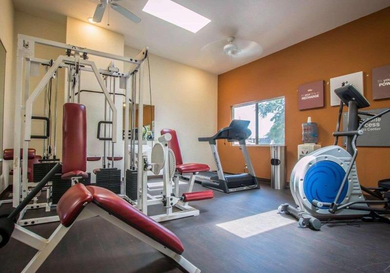 호텔 Comfort Inn & Suites Huntington Beach