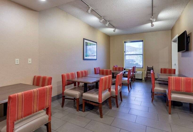 فندق Comfort Inn & Suites