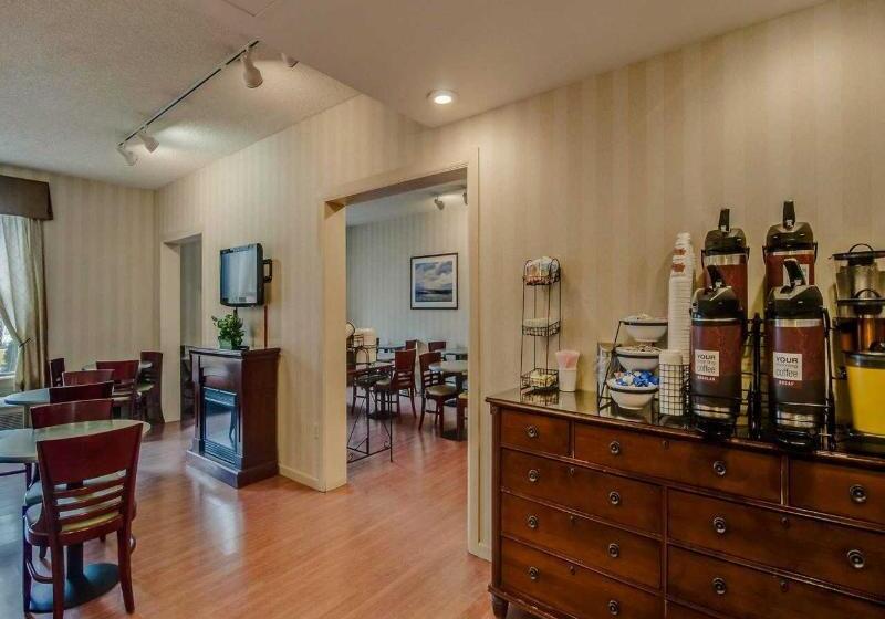 فندق Comfort Inn & Suites