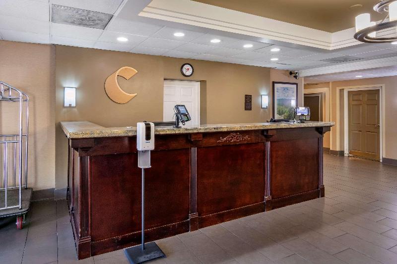 فندق Comfort Inn & Suites