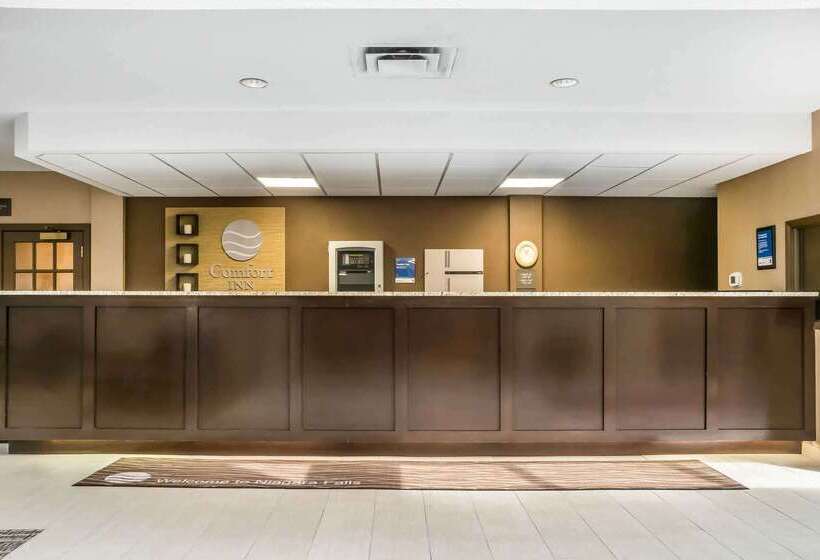 בית מלון כפרי Comfort Inn The Pointe