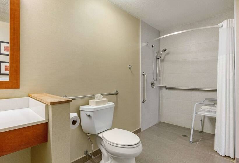 هتل Comfort Inn Rutland   Killington