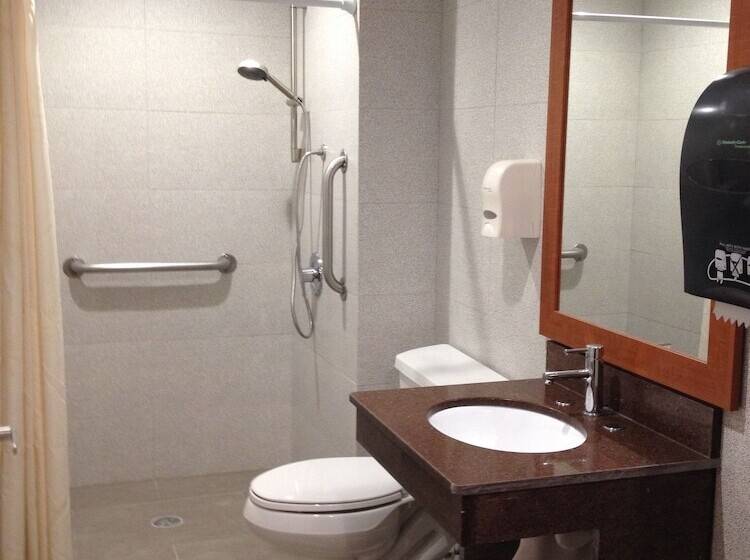 هتل Comfort Inn Rutland   Killington