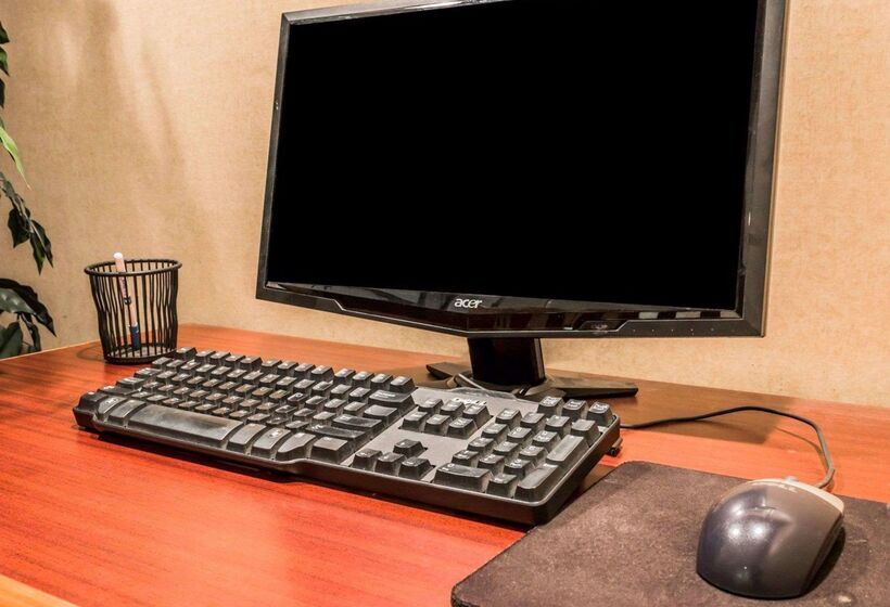 בית מלון כפרי Comfort Inn Utica