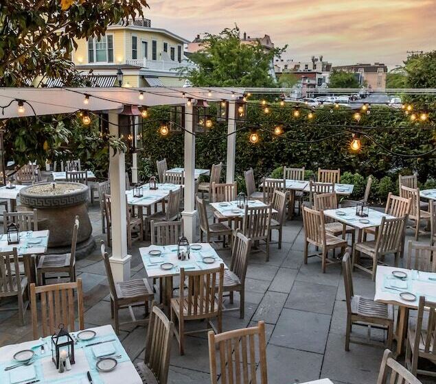 فندق Congress Hall