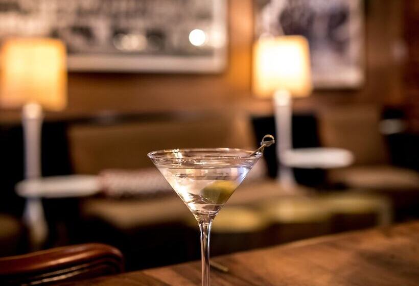 فندق Congress Hall