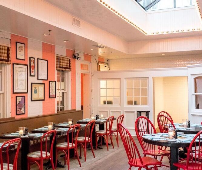 فندق Congress Hall