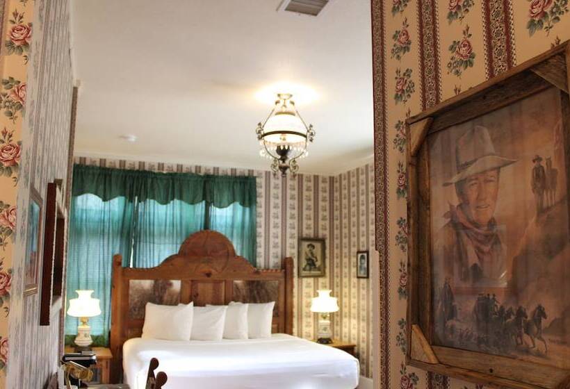 فندق Copper Queen