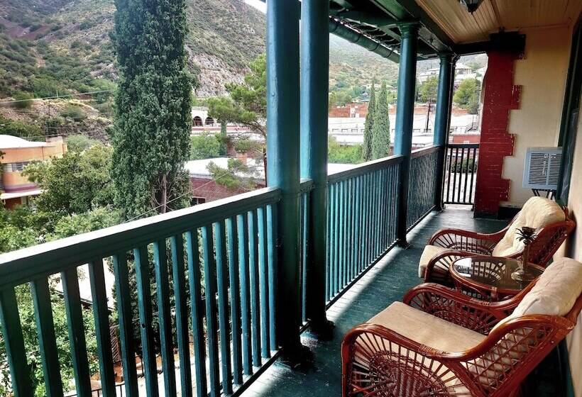 فندق Copper Queen