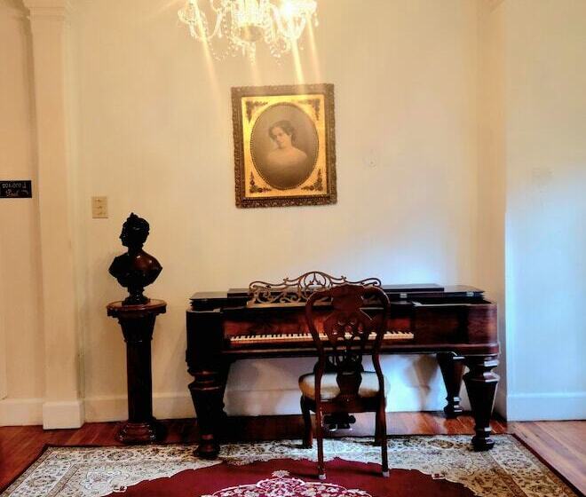 فندق Copper Queen