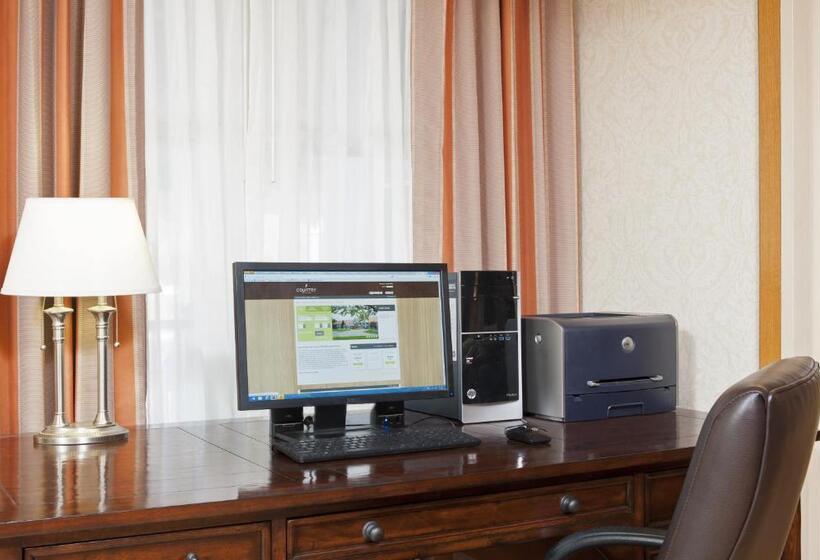 ホテル Country Inn & Suites By Radisson, Holland, Mi