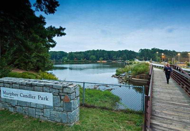 فندق Courtyard By Marriott Atlanta Executive Park/emory