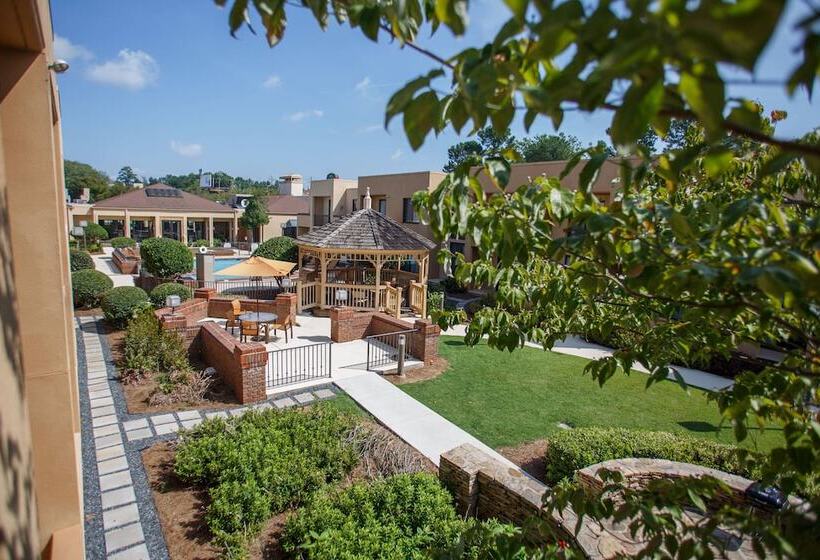 فندق Courtyard Atlanta Northlake