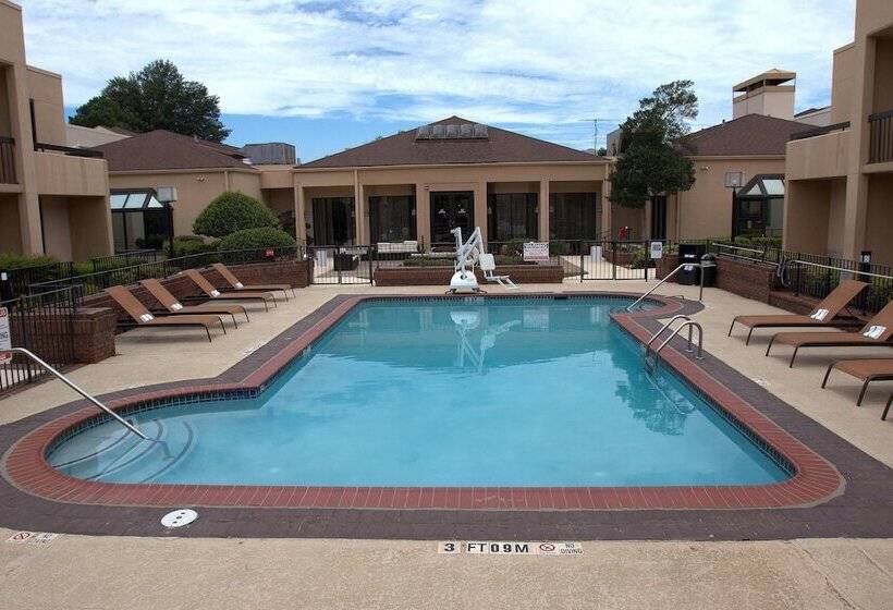 فندق Courtyard Atlanta Northlake