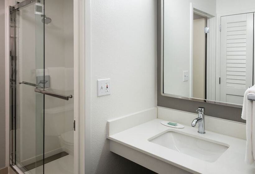 هتل Courtyard By Marriott Annapolis