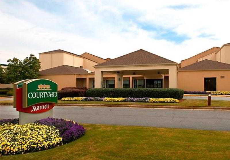 Отель Courtyard By Marriott Atlanta Airport South/sullivan Road