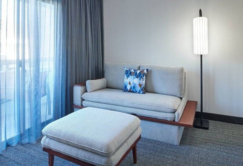 호텔 Courtyard Chicago Highland Park/northbrook