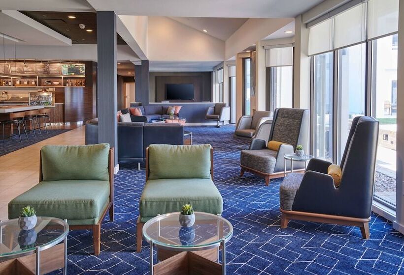 호텔 Courtyard Chicago Highland Park/northbrook