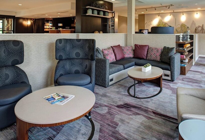 فندق Courtyard Chicago Oakbrook Terrace