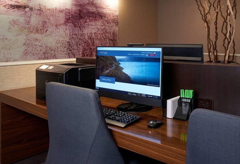 酒店 Courtyard Detroit Metro Airport Romulus